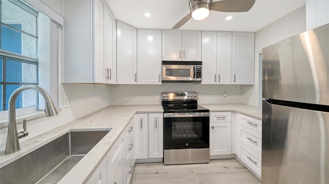 9819 Hernando Court, Unit 29-A, Bradenton, FL 34210 Photo