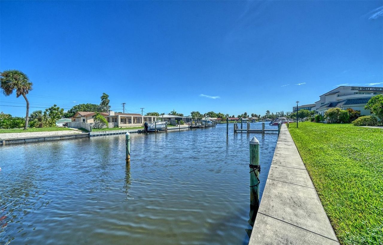 9819 Hernando Court, Unit 29-A, Bradenton, FL 34210 Photo