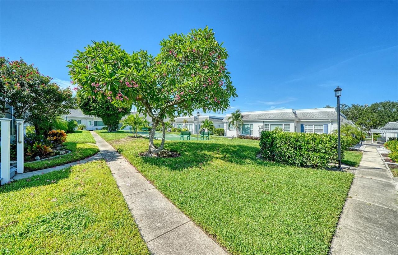9819 Hernando Court, Unit 29-A, Bradenton, FL 34210 Photo