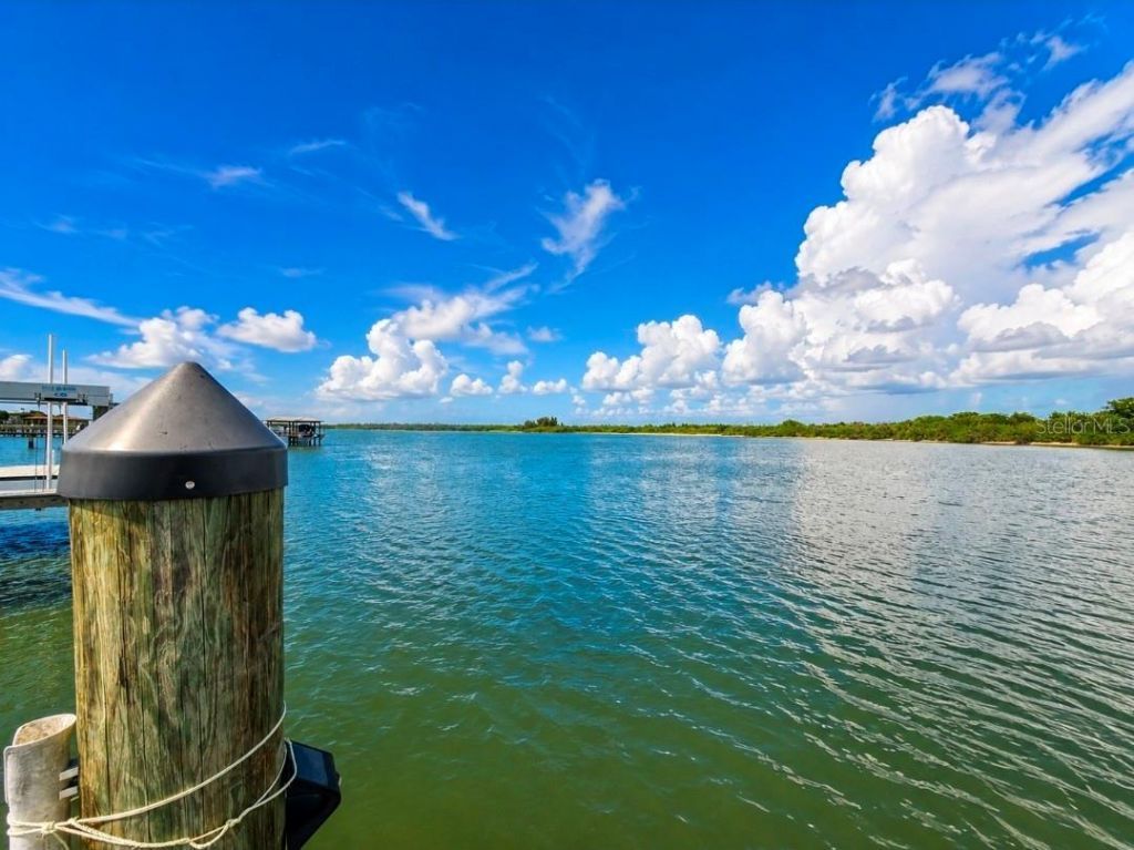 1308 S Riverside Drive, Edgewater, FL 32132 Photo