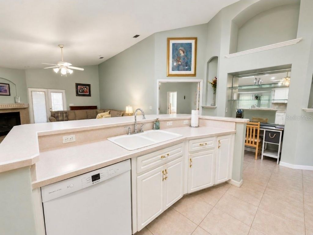 1308 S Riverside Drive, Edgewater, FL 32132 Photo