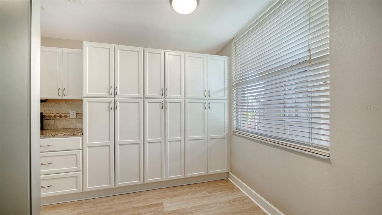 8735 Olde Hickory Avenue, Unit 8105, Sarasota, FL 34238 Photo