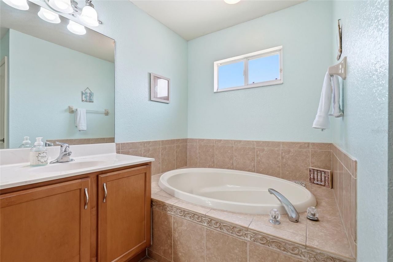 227 Heritage Isles Way, Bradenton, FL 34212 Photo