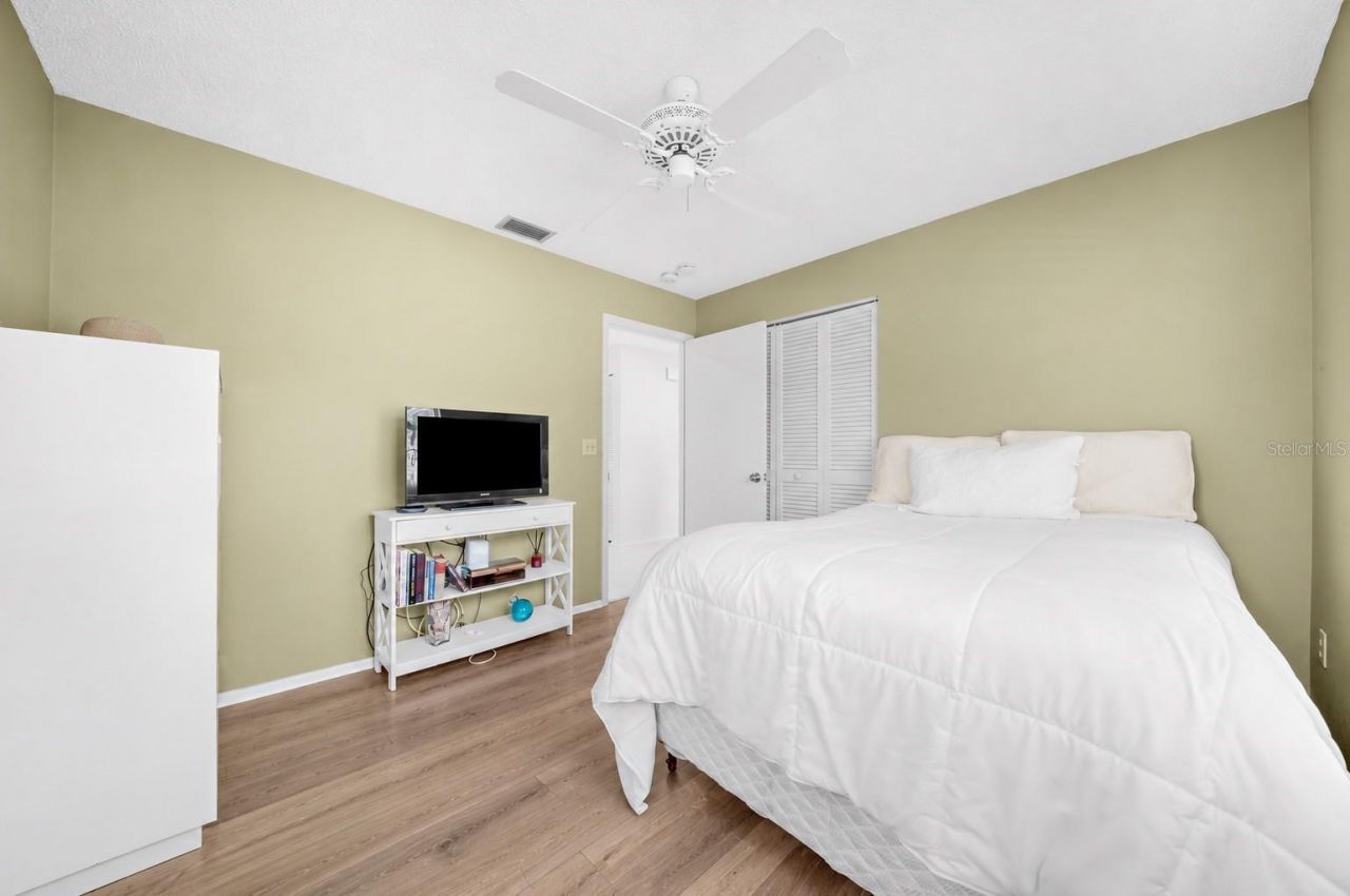 7306 Golf Pointe Circle, Sarasota, FL 34243 Photo