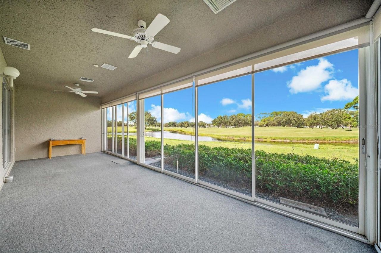 7306 Golf Pointe Circle, Sarasota, FL 34243 Photo