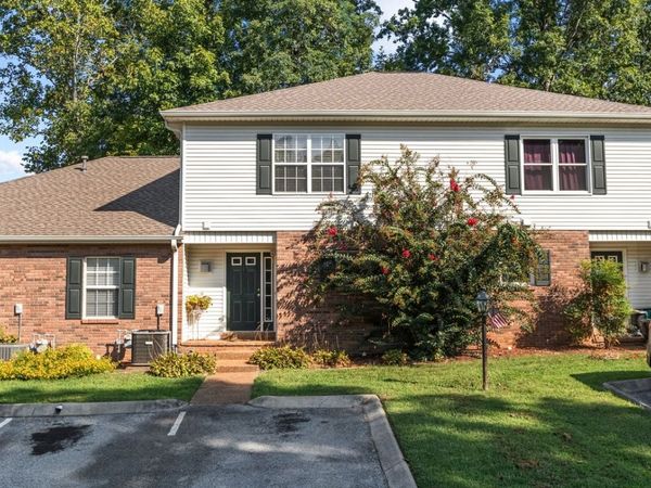 111 Eastdale Ln , Dickson, TN 37055