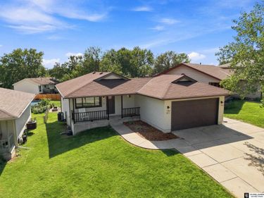 511 Mormon Trail, Lincoln, NE 68521