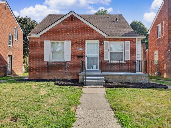 13892 Bringard Drive, Detroit, Mi 48205