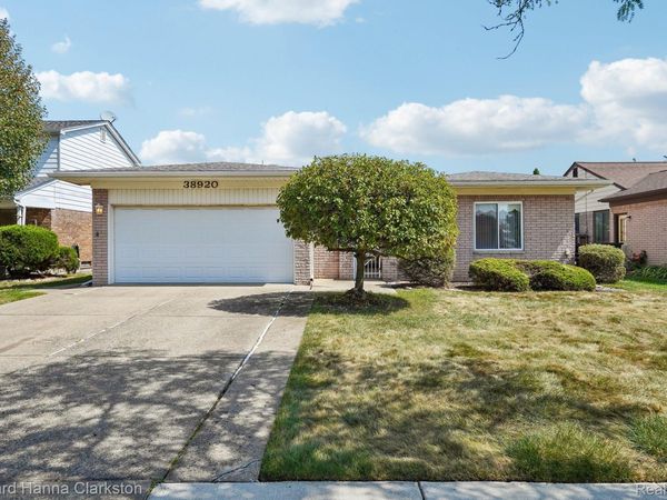 38920 Lowell Court, Sterling Heights, Mi 48310