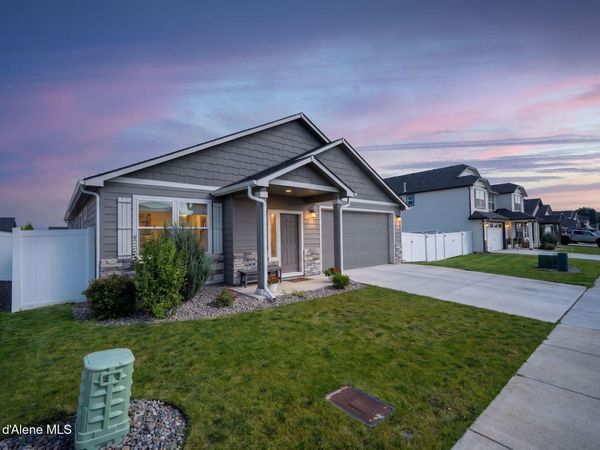 3898 N June Bug ST , Post Falls, ID 83854