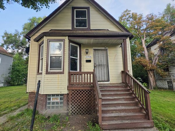 11936 S Prairie Avenue, Chicago, IL 60628