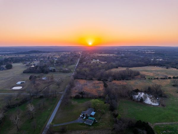 06 E 36th Street , Okmulgee, OK 74447