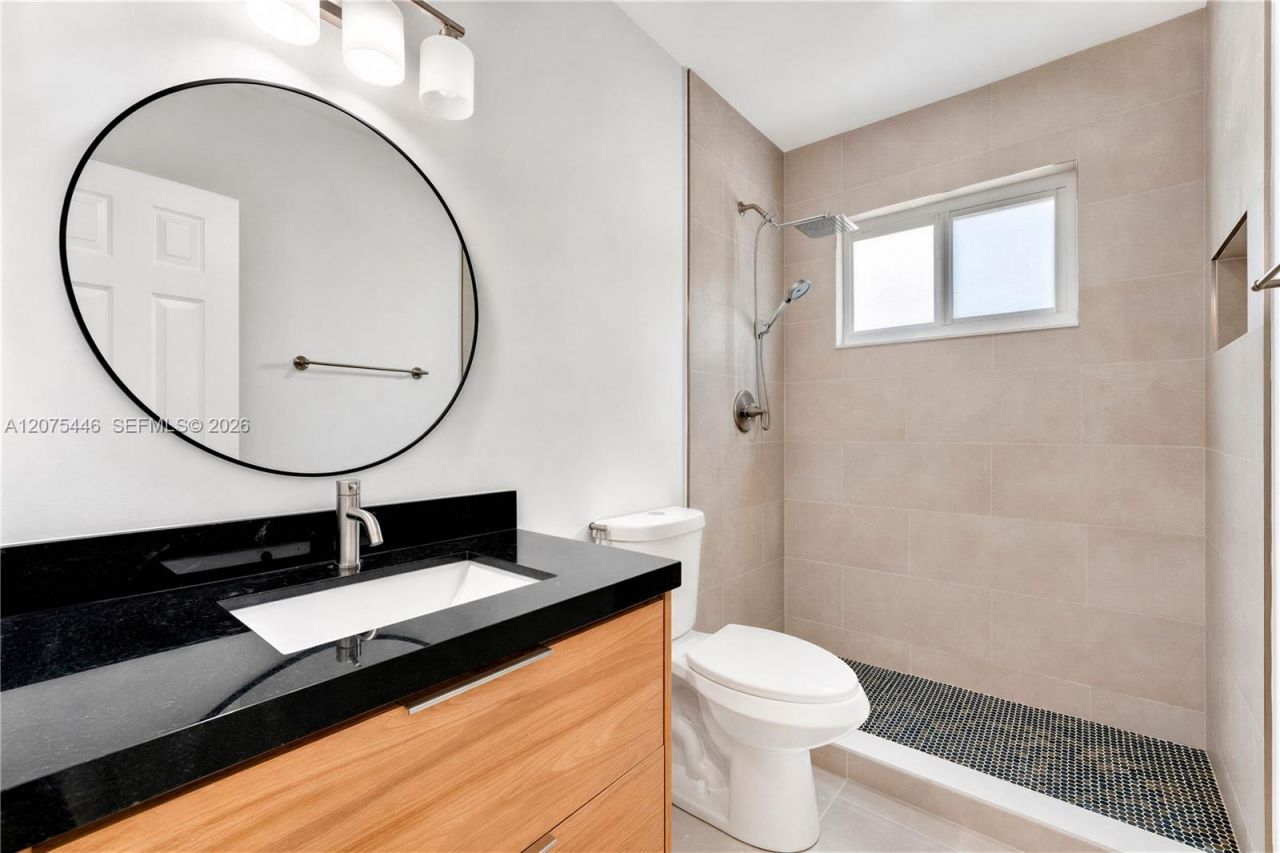 323 NW 56th Ave , Unit 1, Miami, FL 33126 Photo