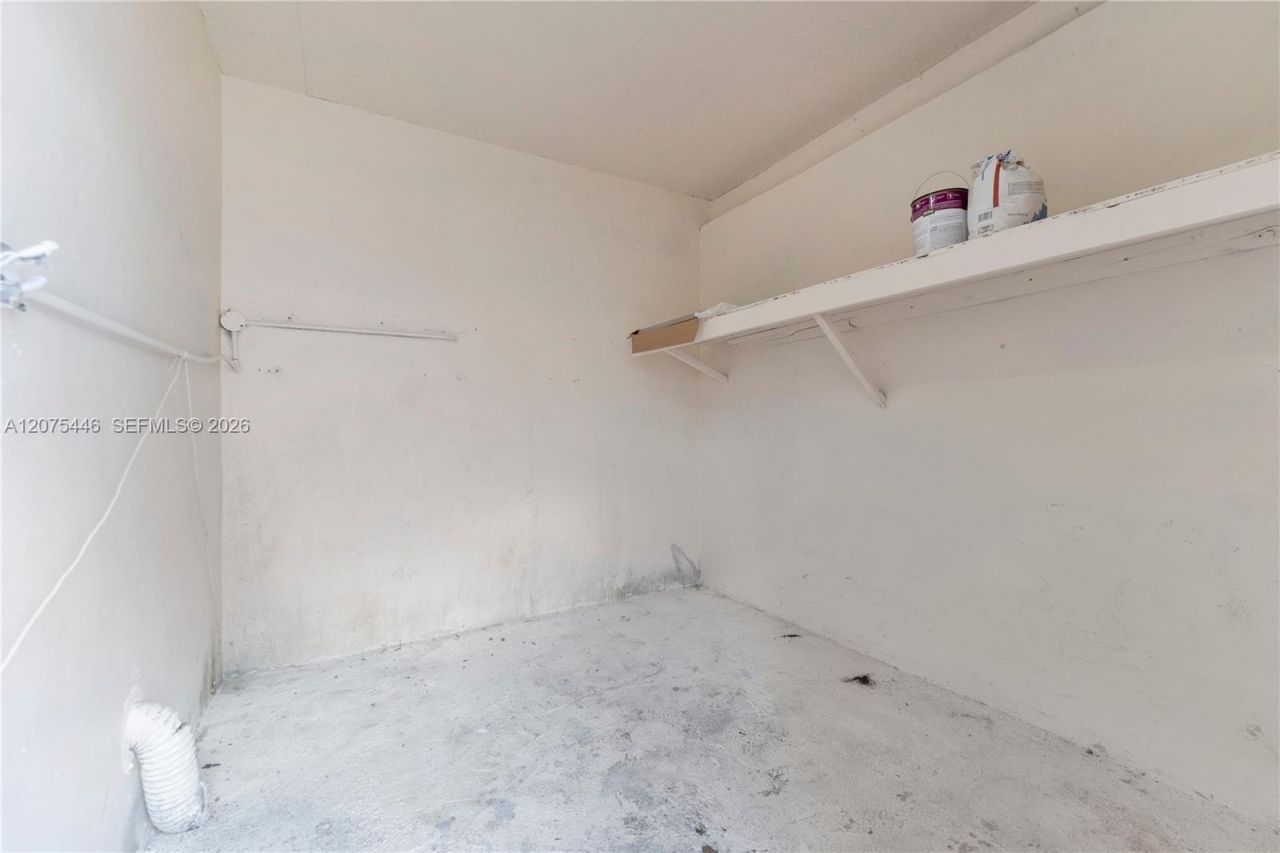 323 NW 56th Ave , Unit 1, Miami, FL 33126 Photo