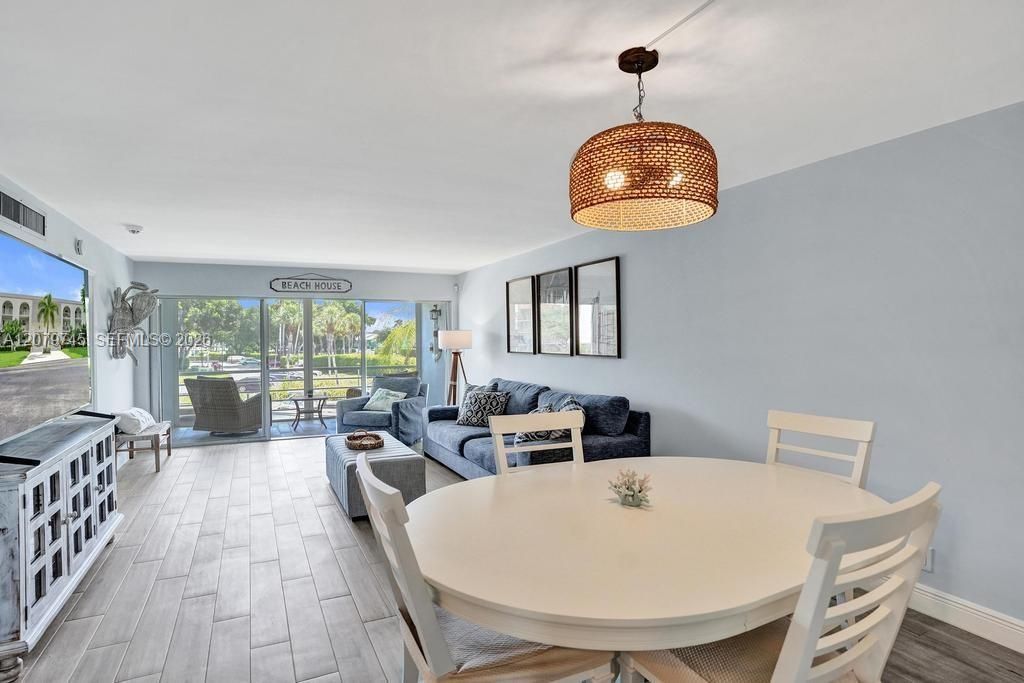 769 Jeffery St, Unit 2-205, Boca Raton, FL 33487 Photo