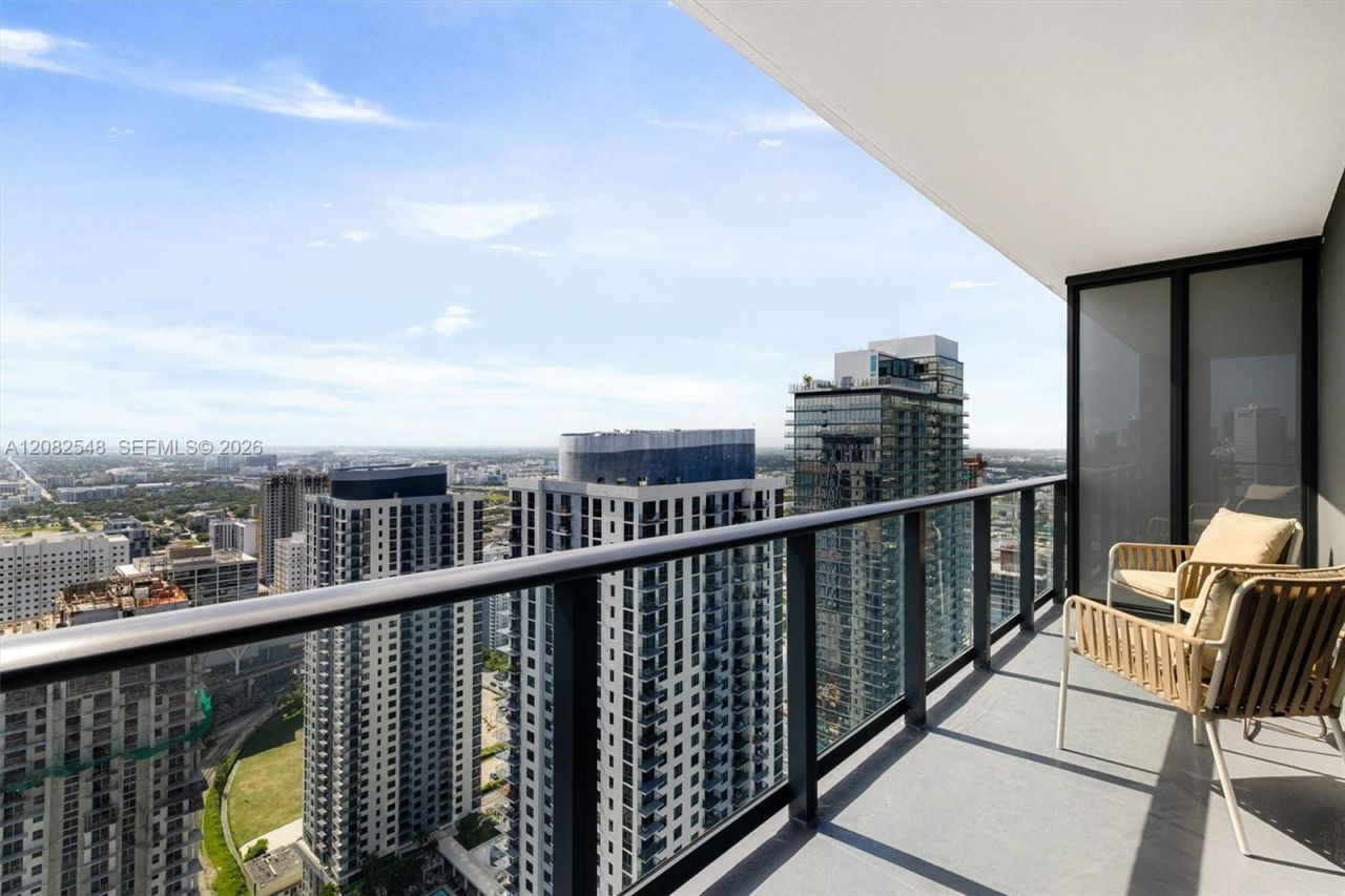 159 NE 6th St , Unit 4305, Miami, FL 33132 Photo