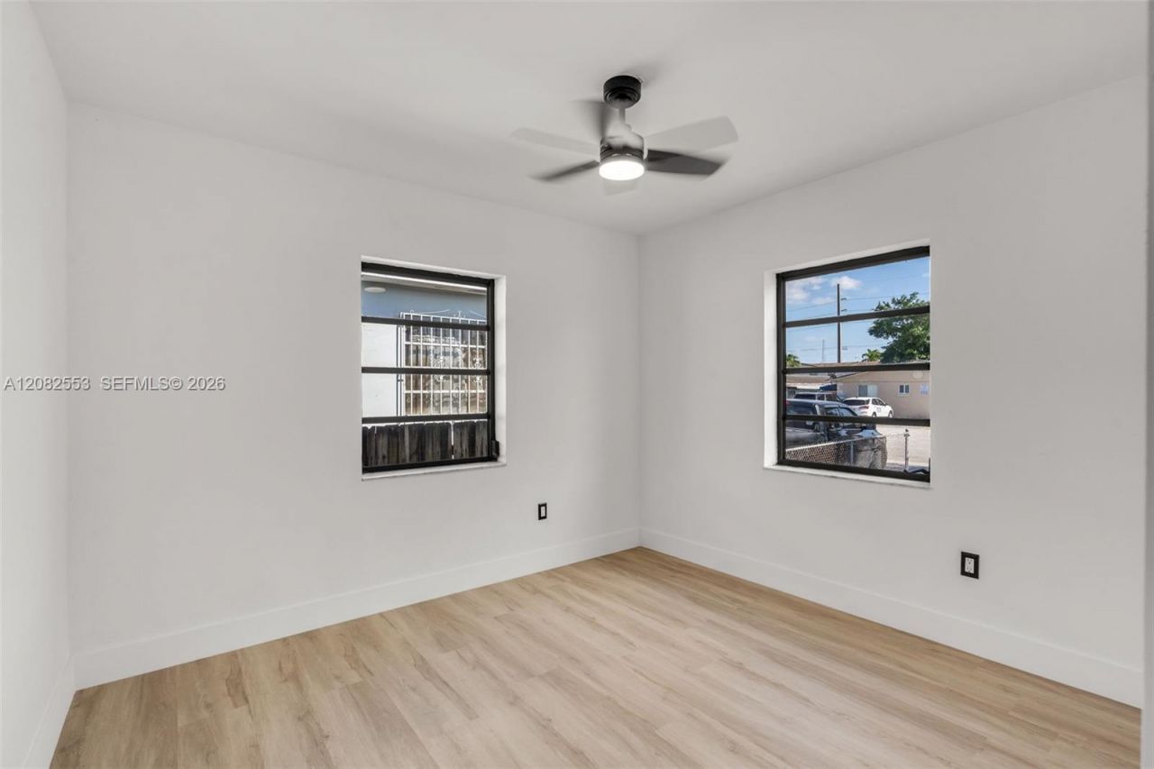 739 W 30th St , Hialeah, FL 33012 Photo