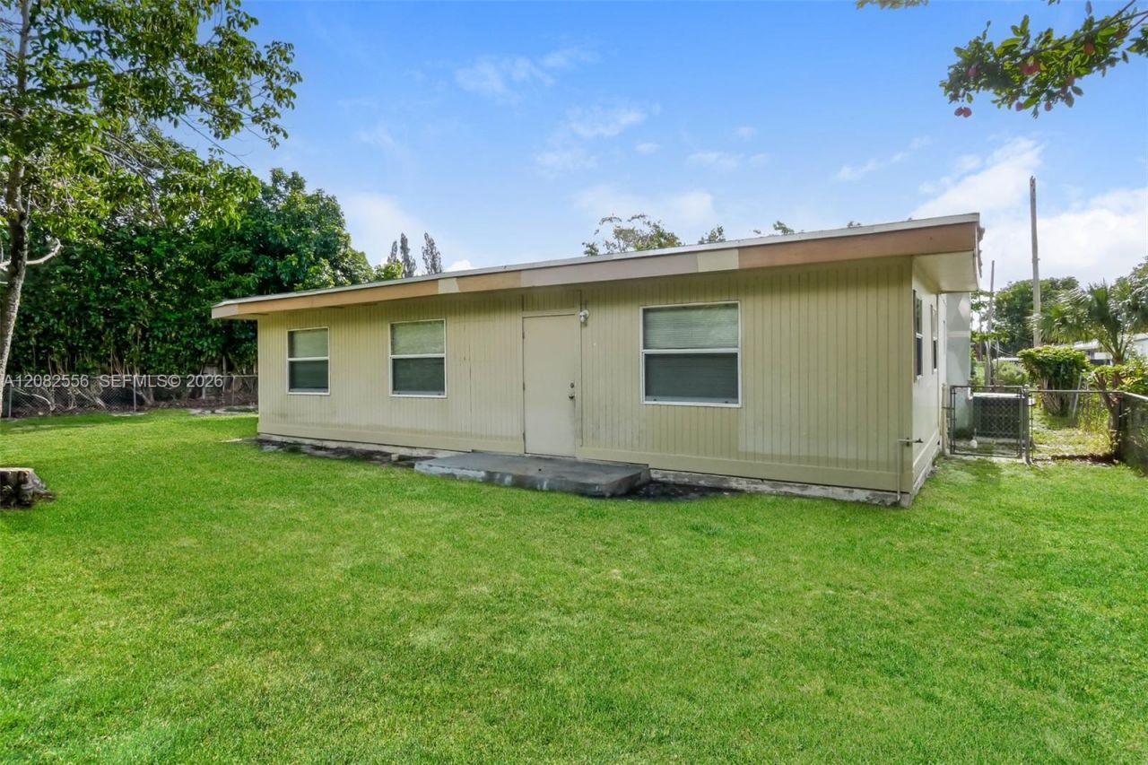 4531 NE 5th Ave, Pompano Beach, FL 33064 Photo