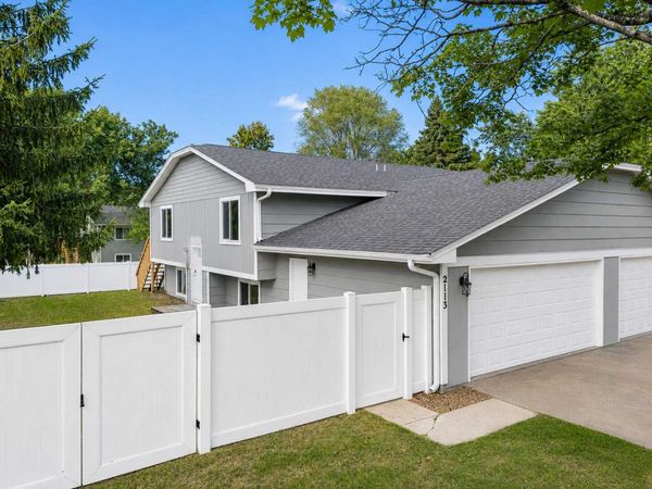2113 109th Avenue NW, Coon Rapids, MN 55433