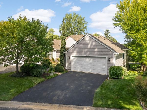 2934 Pelican Point Circle , Mound, MN 55364