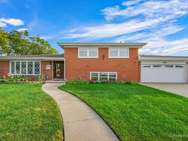 1241 Fargo Avenue , Des Plaines, IL 60018