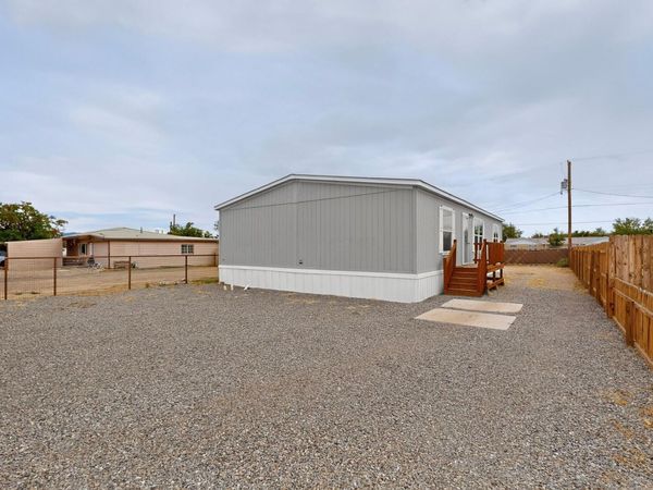 1117 W Delgado Avenue , Los Lunas, NM 87031