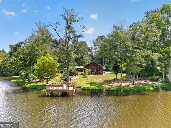 180 Towaliga Lake Drive, Jackson, GA 30233