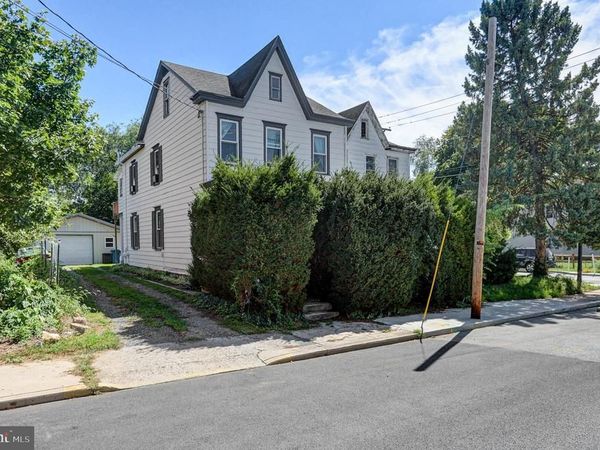 605 WEST STREET N, CARLISLE, PA 17013