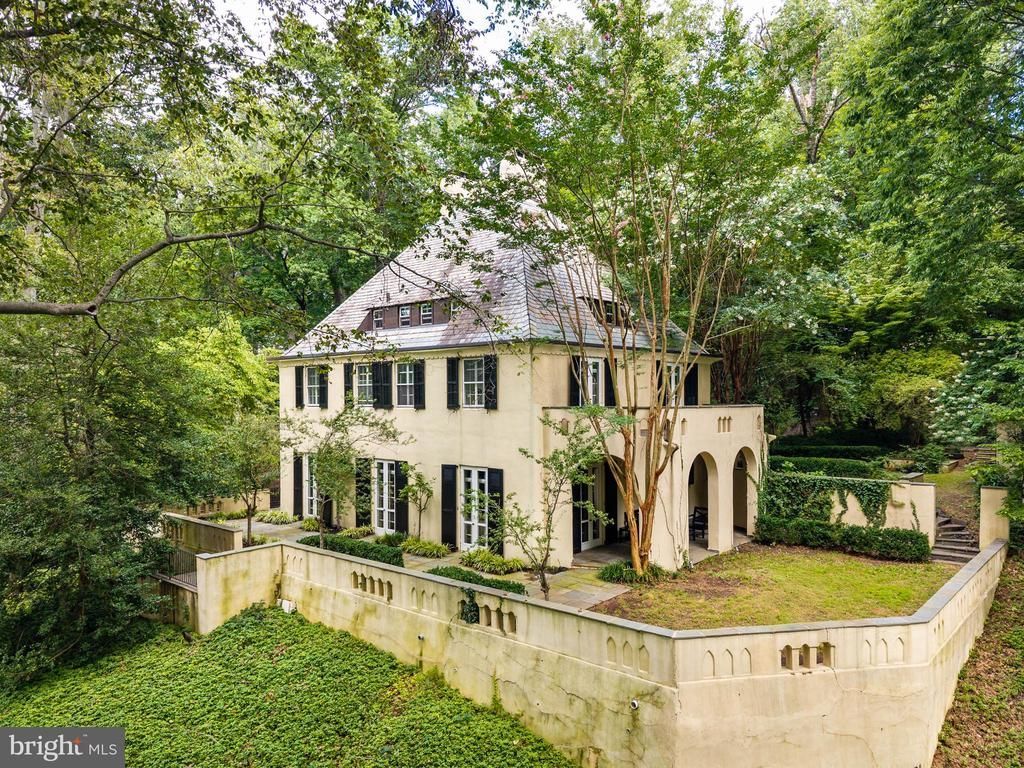 100 CHERRY LANE , WYNNEWOOD, PA 19096
