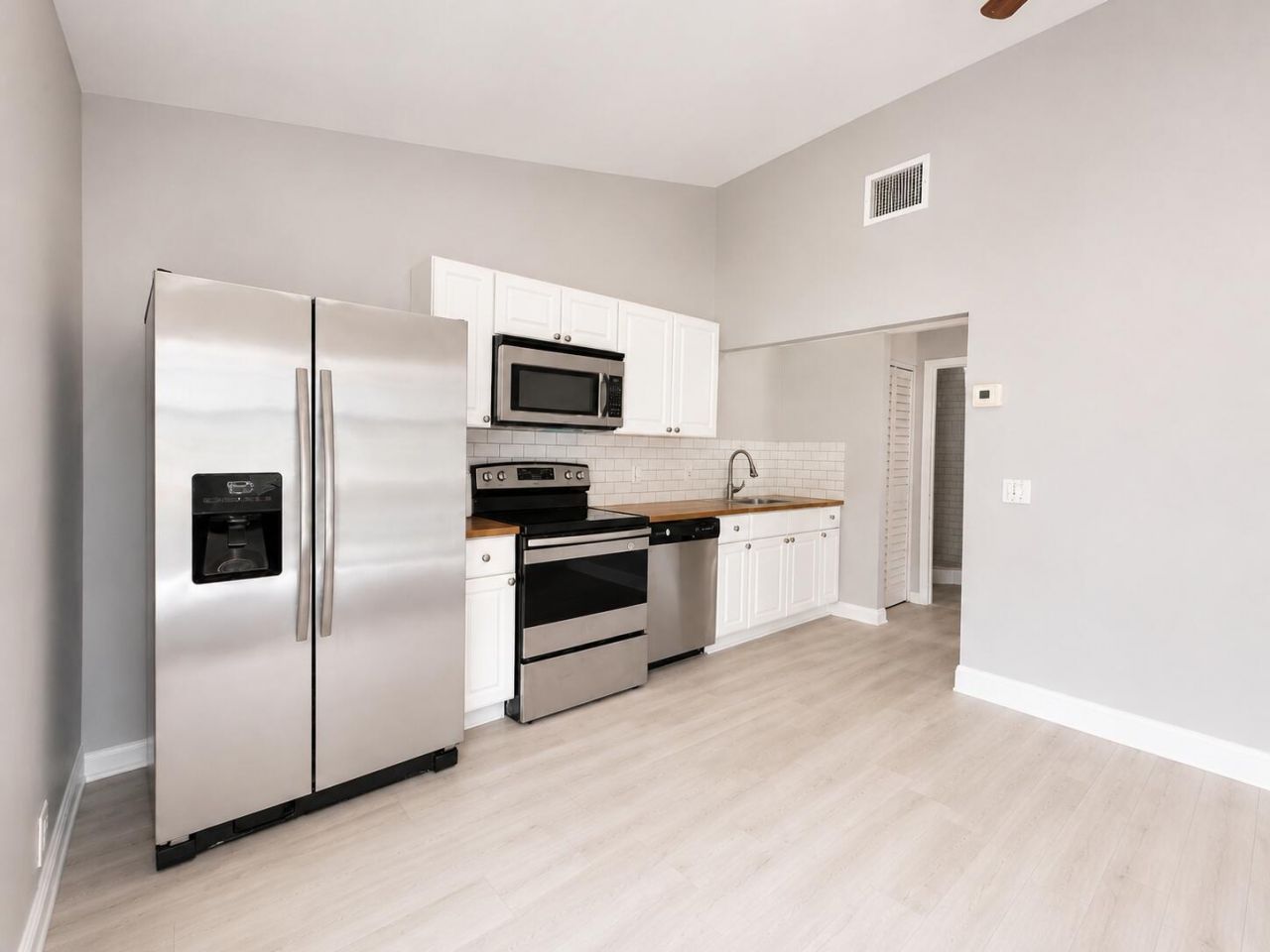 32 Lake Osborne Drive, Unit #6, Lake Worth Beach, FL 33461 Photo