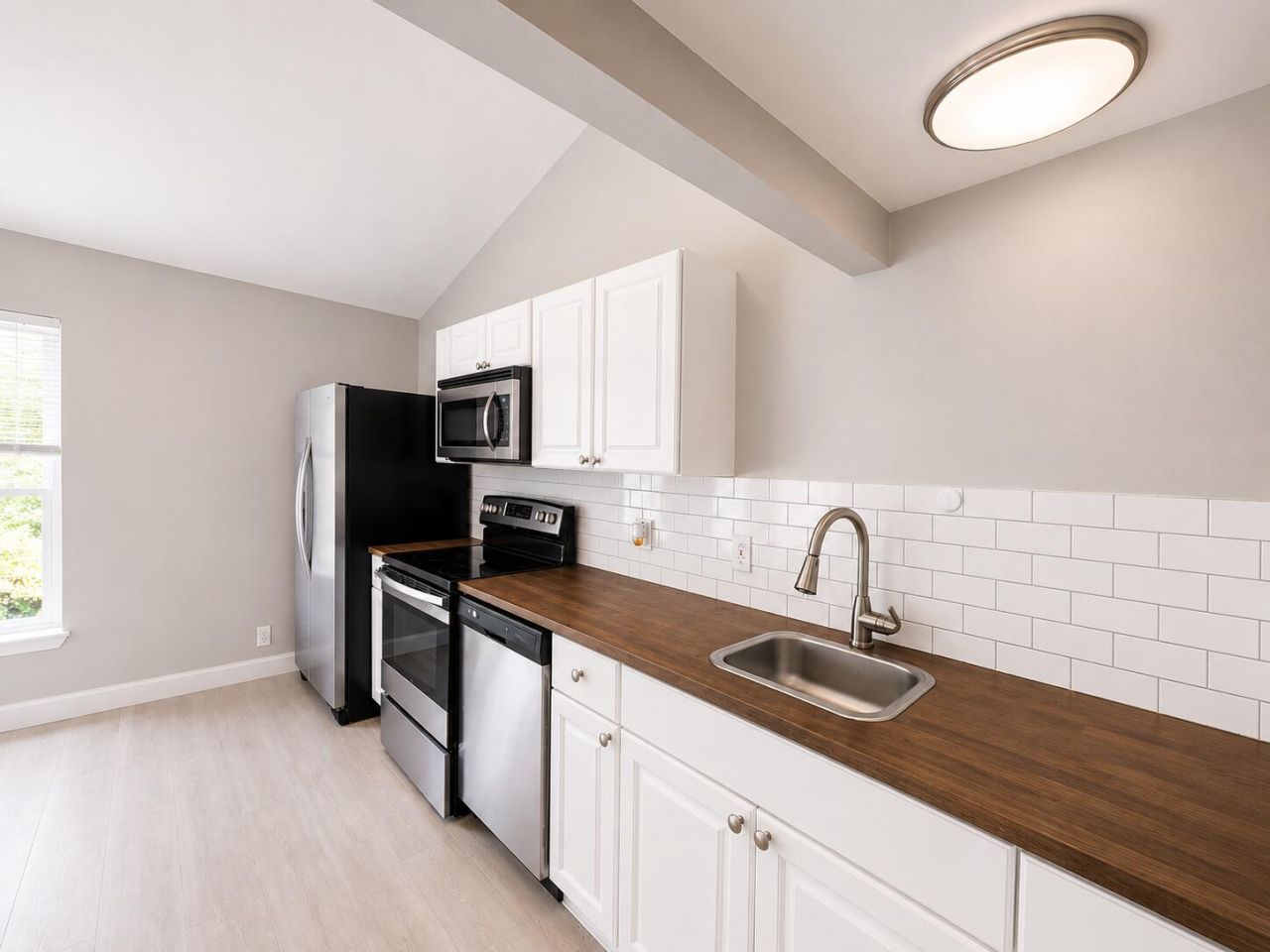 32 Lake Osborne Drive, Unit #6, Lake Worth Beach, FL 33461 Photo