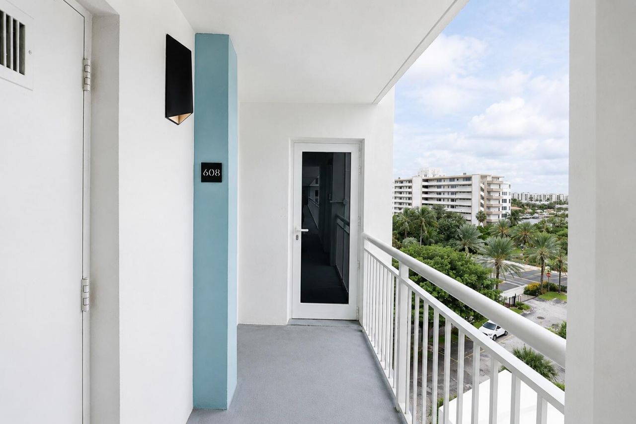 201 N Ocean Boulevard, Unit 608, Pompano Beach, FL 33062 Photo