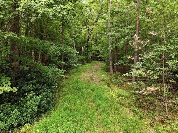 574 River Rd, Crossville, TN 38572