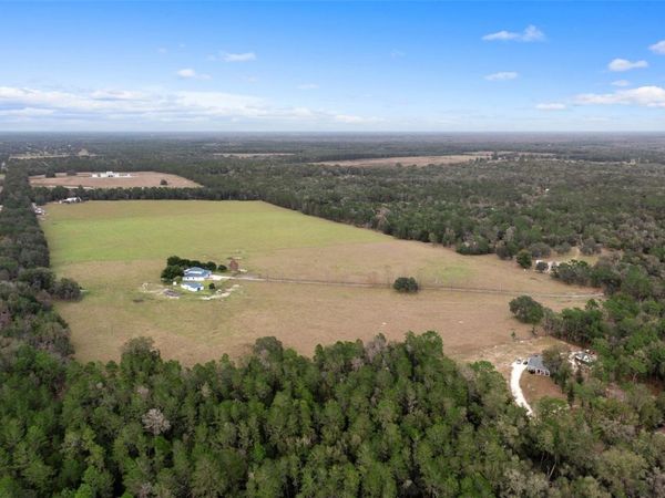 13496 S OAKVIEW AVENUE , FLORAL CITY, FL 34436