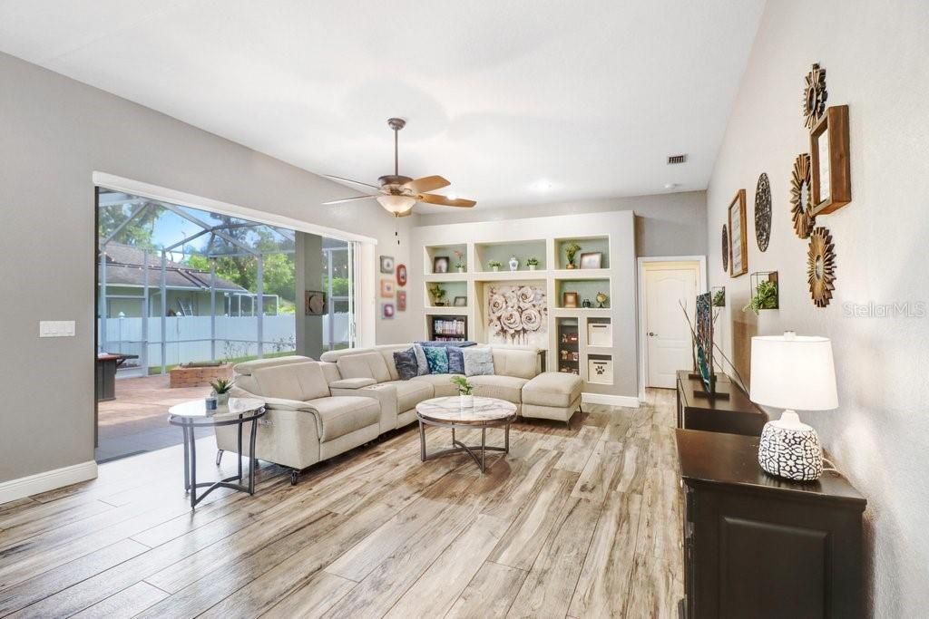 2203 Valrico Forest Drive, Valrico, FL 33594 Photo