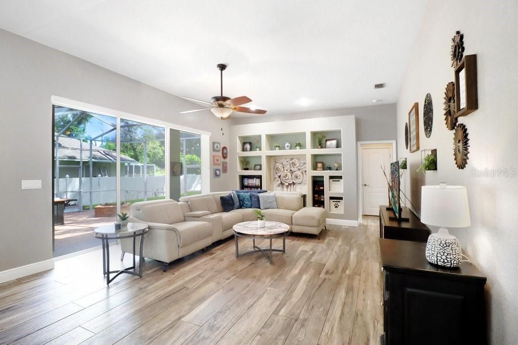 2203 Valrico Forest Drive, Valrico, FL 33594 Photo