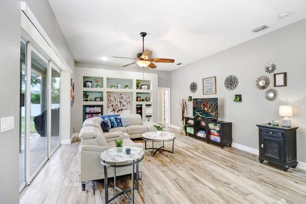 2203 Valrico Forest Drive, Valrico, FL 33594 Photo