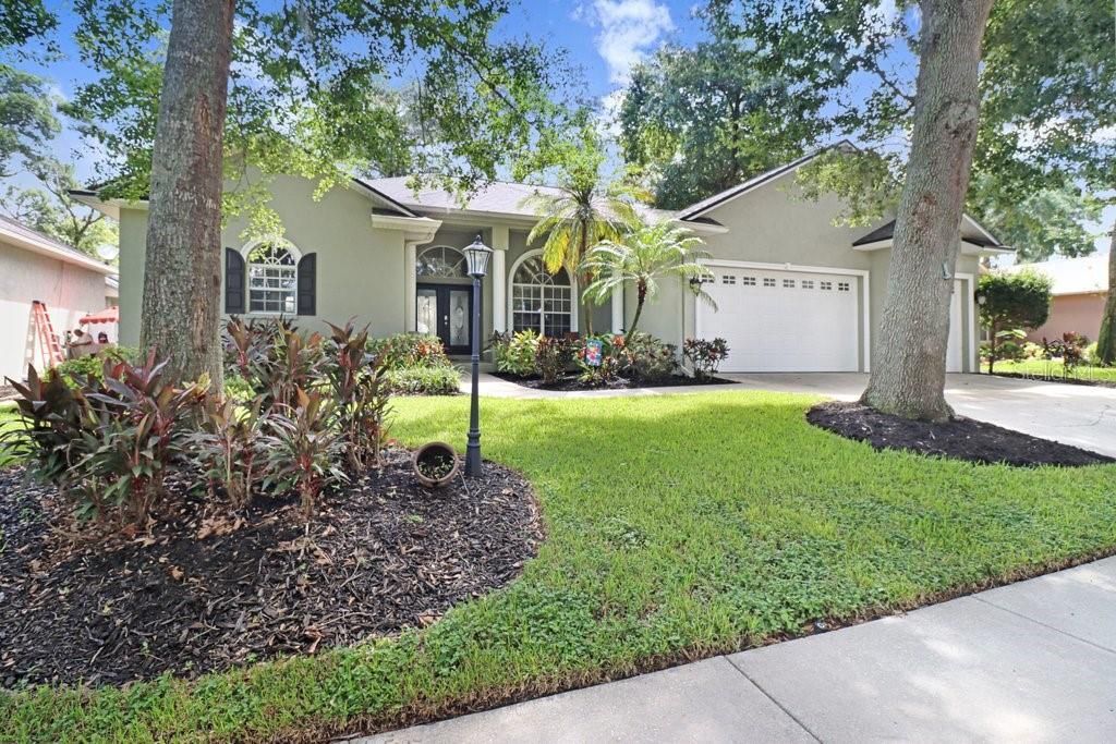 2203 Valrico Forest Drive, Valrico, FL 33594 Photo
