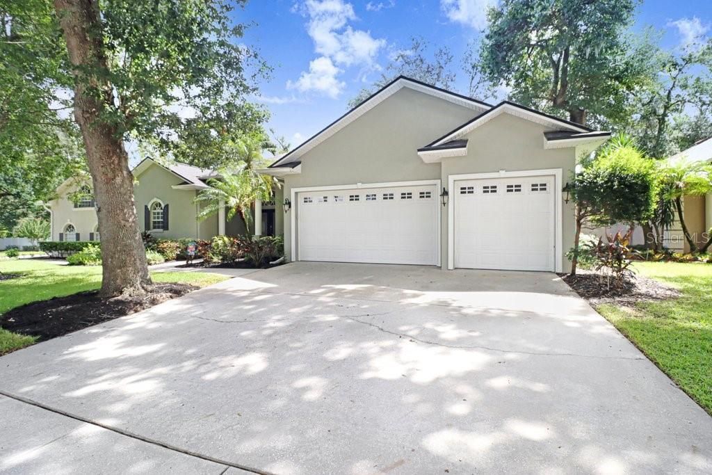 2203 Valrico Forest Drive, Valrico, FL 33594 Photo