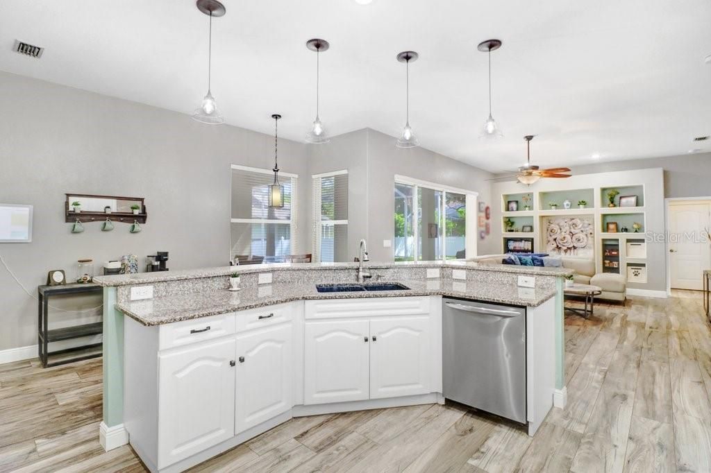 2203 Valrico Forest Drive, Valrico, FL 33594 Photo