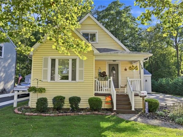 159 California Dr Drive , Amherst, NY 14221