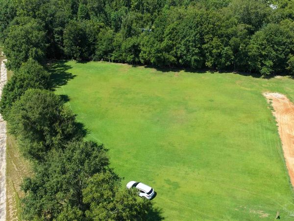 400-A Block Ewing Dr, Atmore, AL 36502