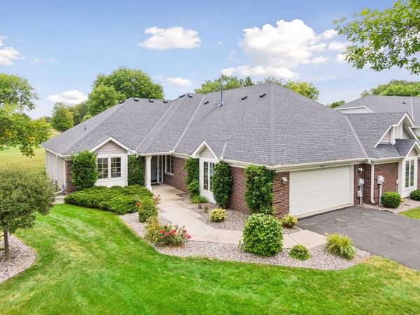 8810 Pointe Vista Drive, Victoria, MN 55386