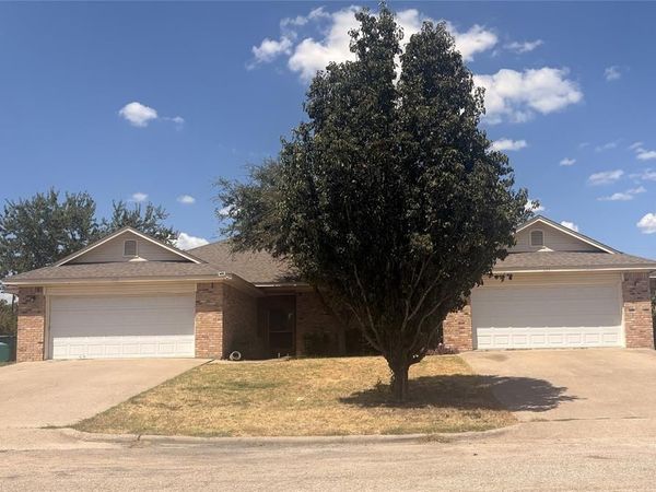 137 Deanna Drive , Unit 139, Waco, TX 76706
