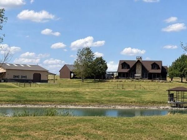 1240 Union Hill Road, Ennis, TX 75119