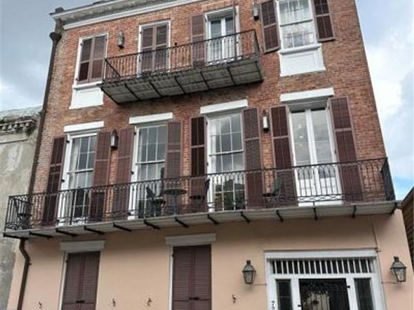 727 BARRACKS Street , Unit 4, New Orleans, LA 70116