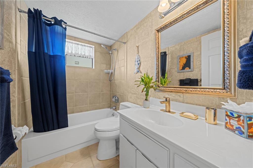 4013 SE 20th Pl , Unit 401, Cape Coral, FL 33904 Photo