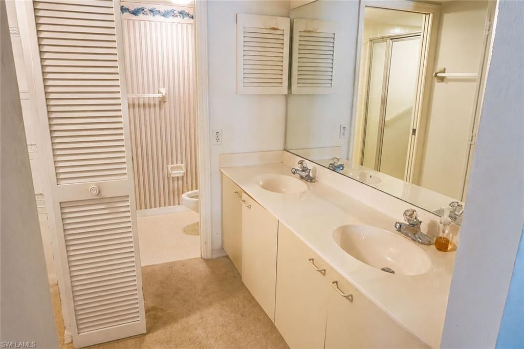 4510 Chantelle Dr , Unit J204, Naples, FL 34112 Photo