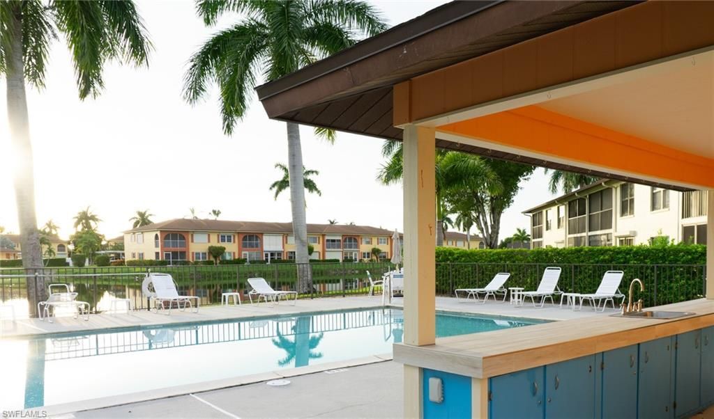 4510 Chantelle Dr , Unit J204, Naples, FL 34112 Photo