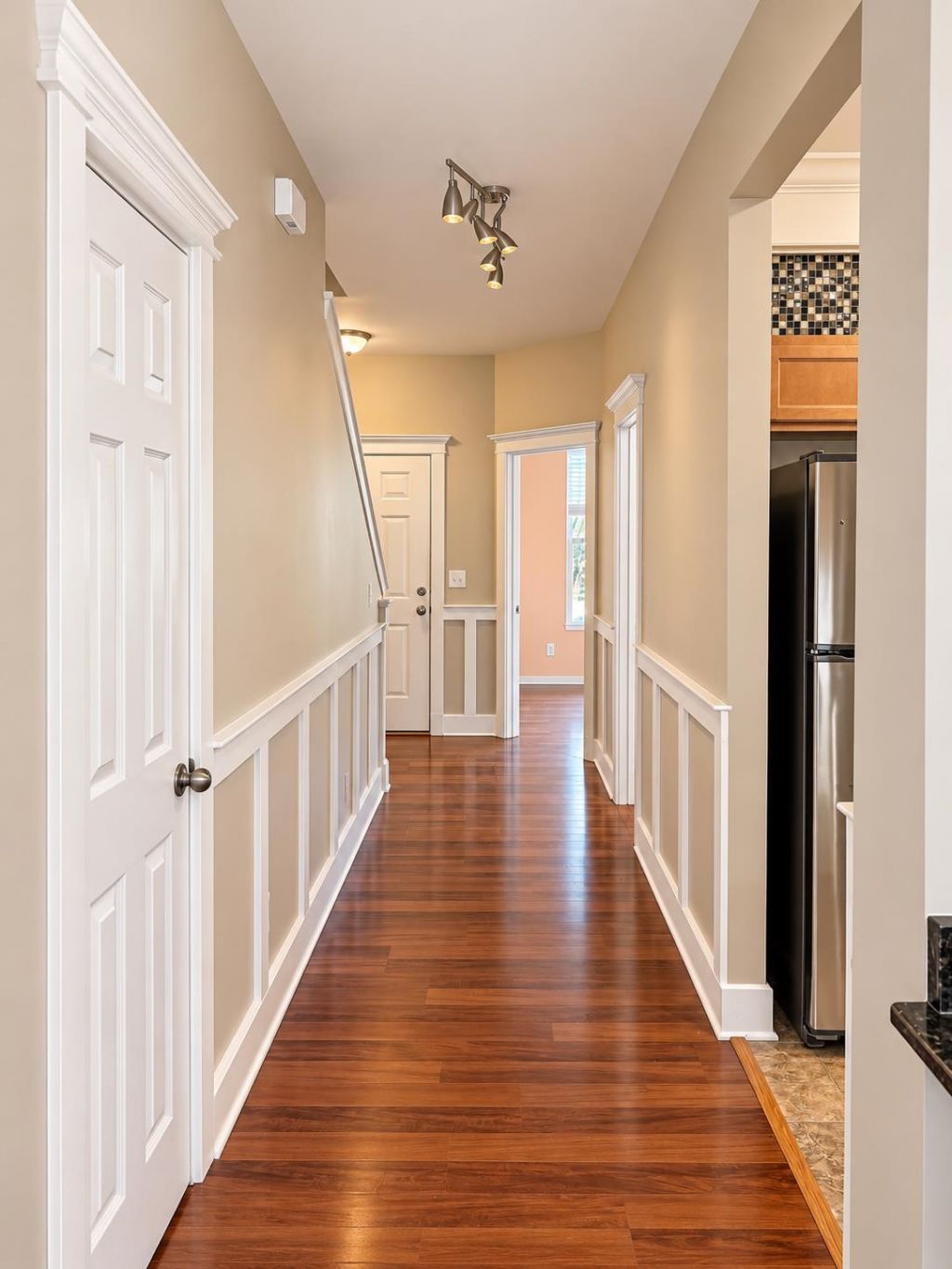 190 Olde Towne Way Photo 4